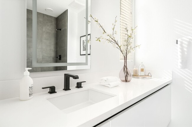 Interior Photo - Kanvas