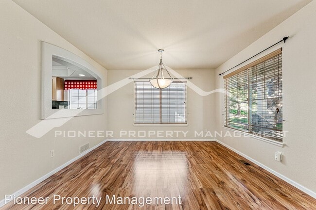 Building Photo - 3 br, 3 bath House - 4907 Pasadena Way