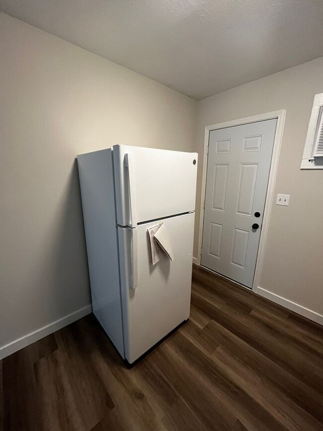 Building Photo - Spaces You’ll Love Coming Home To