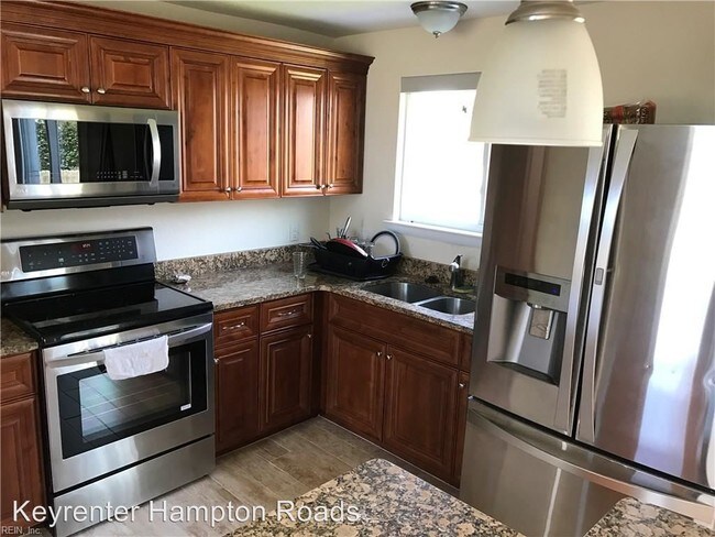 Foto del edificio - 4 br, 3 bath House - 5410 Bayberry Dr