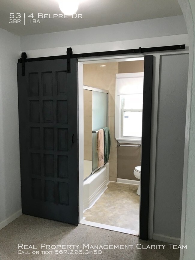 Building Photo - 3 Bed/1 Bath Shoreland Ranch