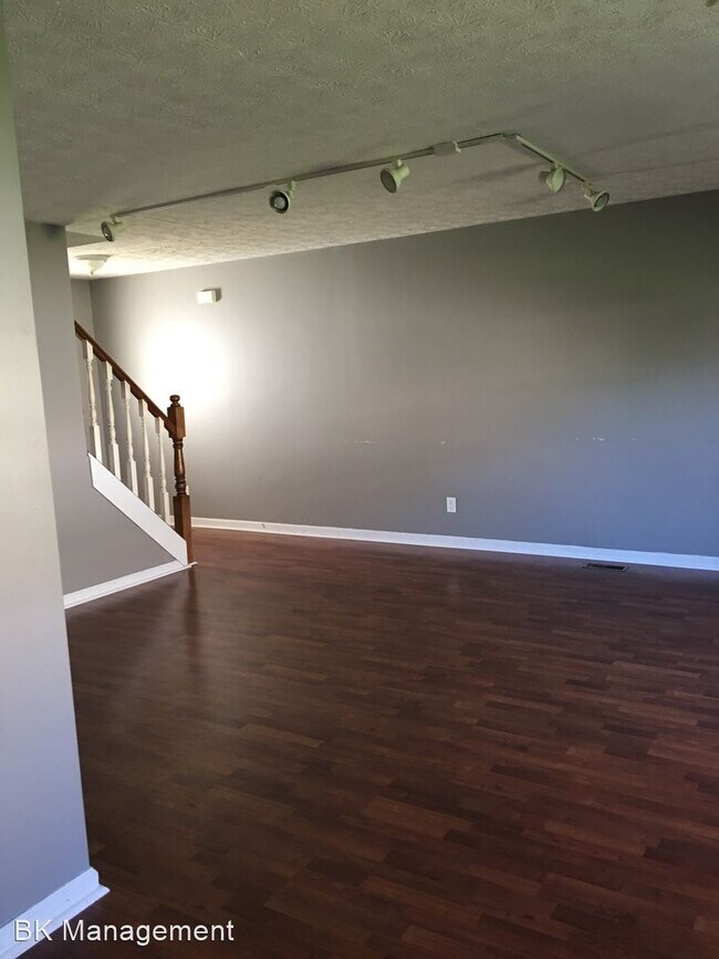 Building Photo - 3 br, 3.5 bath House - 2740 Wyndham Way