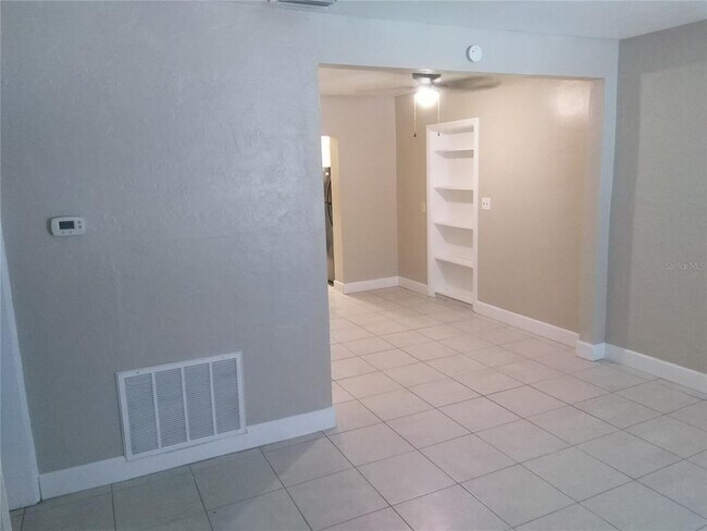 Foto del edificio - 1752 28th St S