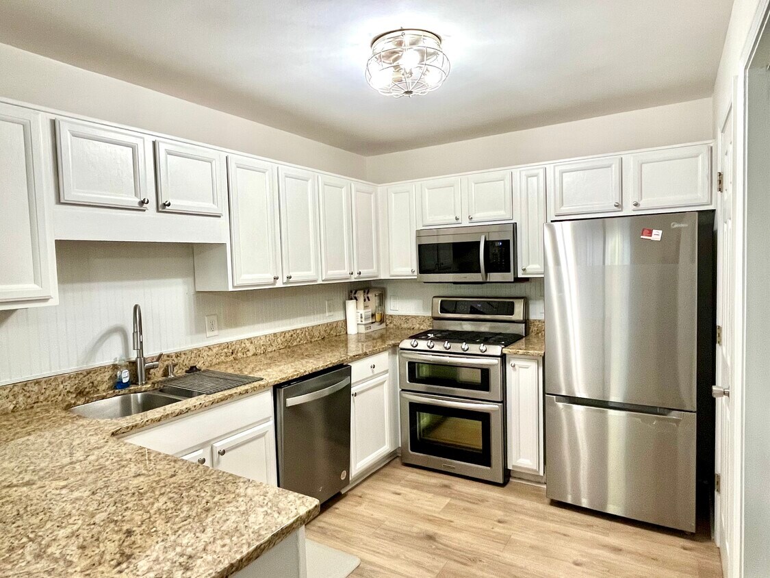 Primary Photo - 1105 Britley Park Ln