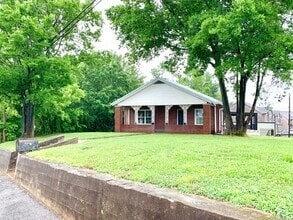 Building Photo - 917 Sinclair Dr