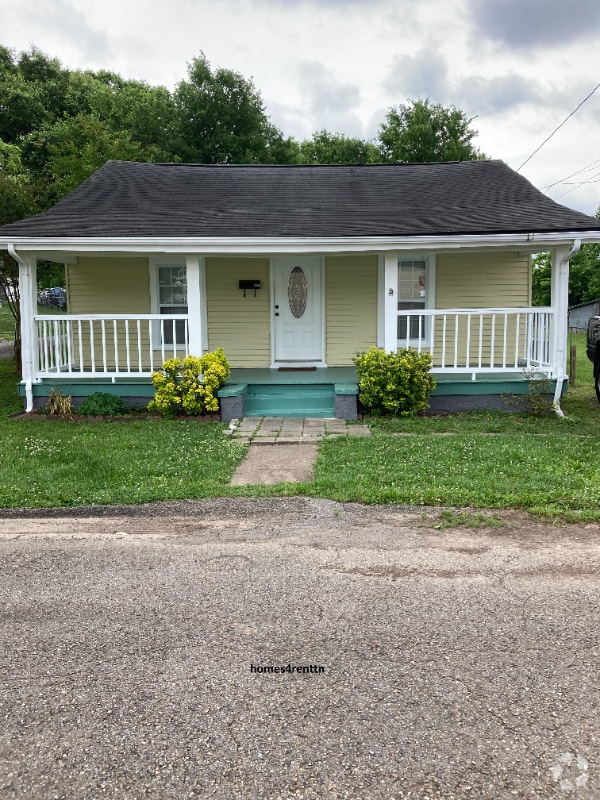 Building Photo - 522 Radford Pl