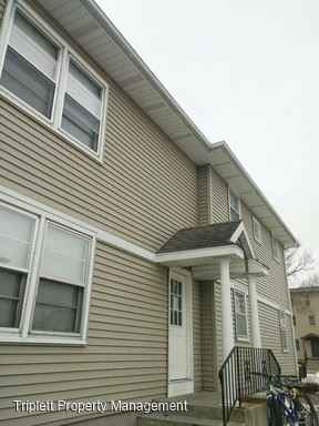 Building Photo - 136 Campus Ave