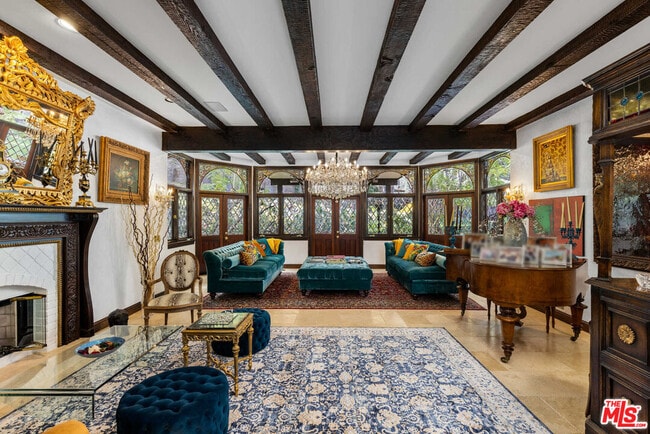 Building Photo - 11247 Briarcliff Ln