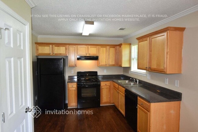 Building Photo - 6942 Foxmoor Way