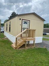 Building Photo - 3000 John Harden Dr