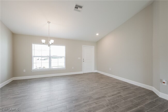 Foto del edificio - 3903 22nd St W