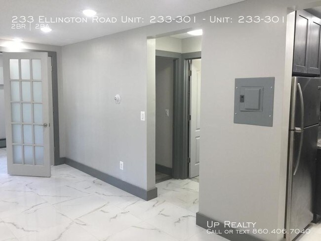 Foto del edificio - 233 Ellington Rd