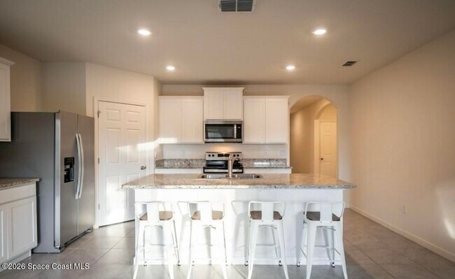 Foto del edificio - 487 Old Country