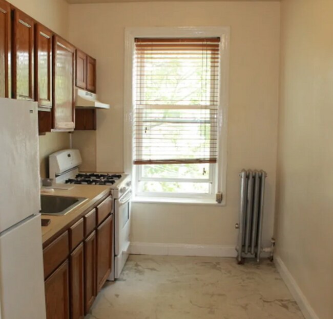 Foto del edificio - 580 E 93rd St