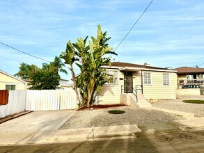 Building Photo - 6724-6726 S Elman St