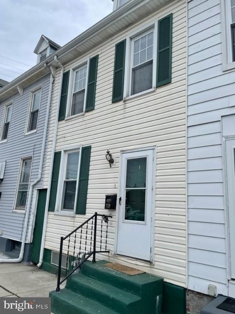 Foto principal - 758 Wallace St