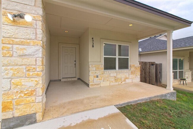 Foto del edificio - 473 County Rd 306
