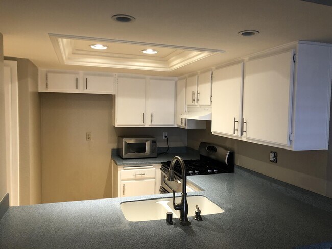 Building Photo - 3597 W Greentree Cir
