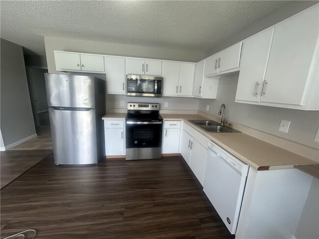 Building Photo - 111 Premiere Ct