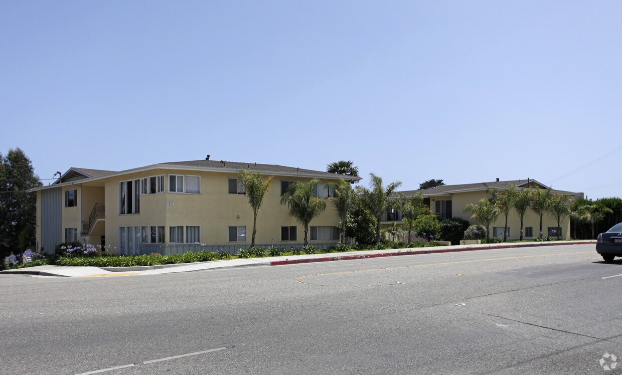 1021 Cliff Dr, Santa Barbara, CA 93109 Apartments in Santa Barbara