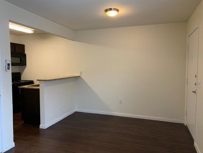 Building Photo - 2512 Durwood St