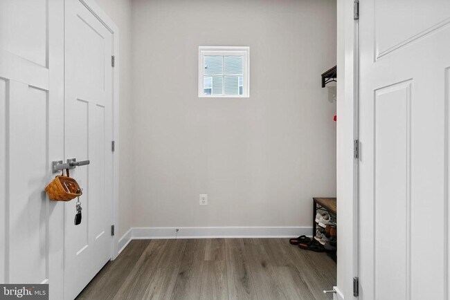 Foto del edificio - 12105 Empire Ln