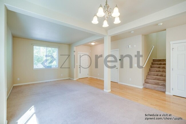 Building Photo - 2344 Pleasanton Ct SE