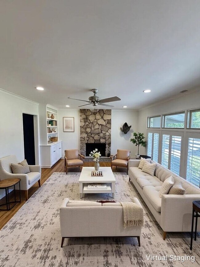 Foto del edificio - Beautiful One Level, 3 Bedroom, 3 Bathroom Tarzana Pool Home for Lease!