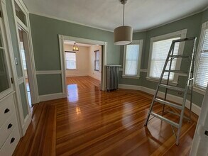 Building Photo - 62 Ibbetson St