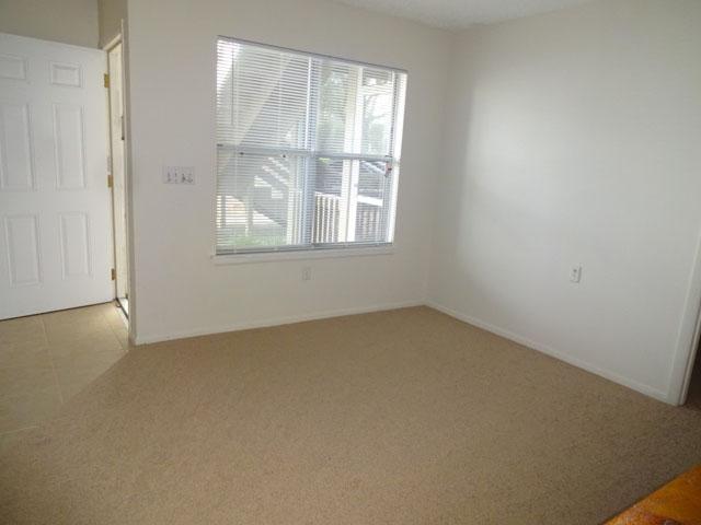 Interior Photo - Georgetowne Lake Condos