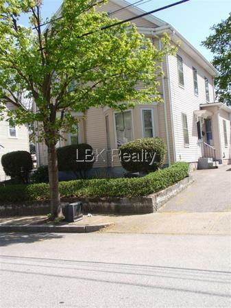 Photo - 47 Myrtle St (Waltham, MA)