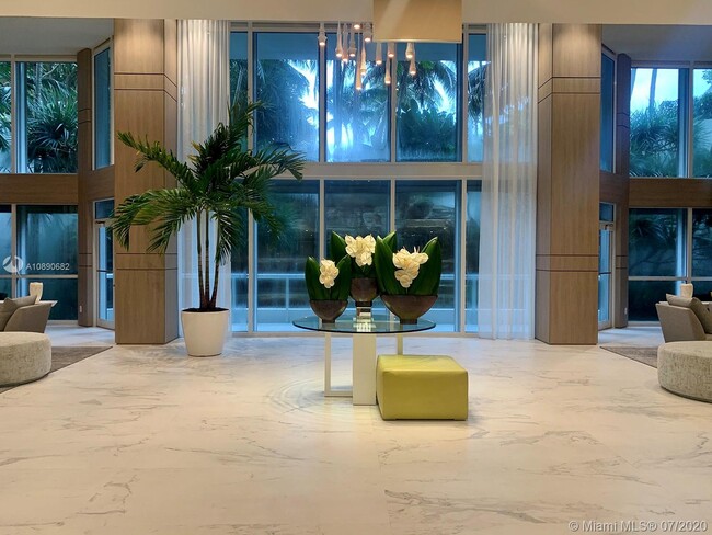 Building Photo - 21055  Yacht Club Dr 2601 Aventura Fl 33180