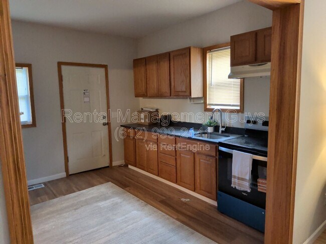 Foto del edificio - 2006 N Penn Ave