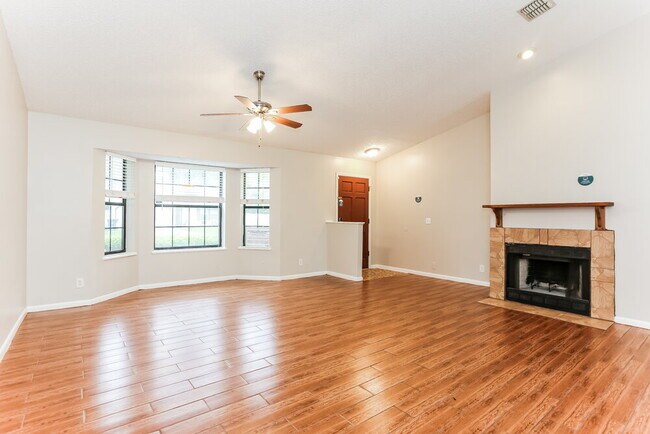 Foto del edificio - 4220 Penneykamp Rd