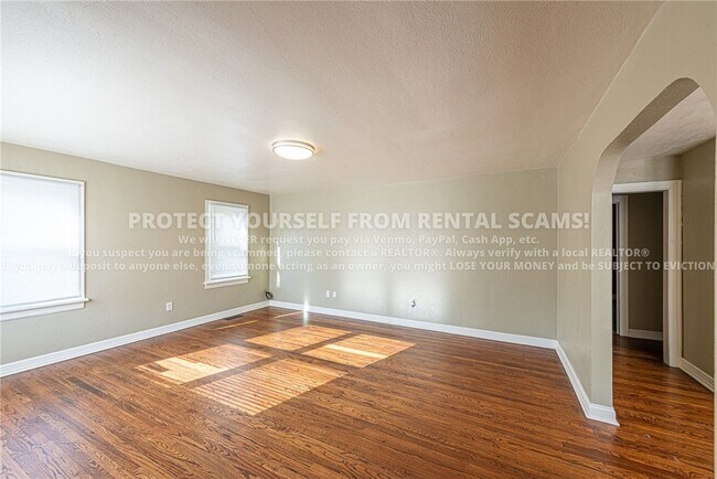 Building Photo - 1323 Garland Ave