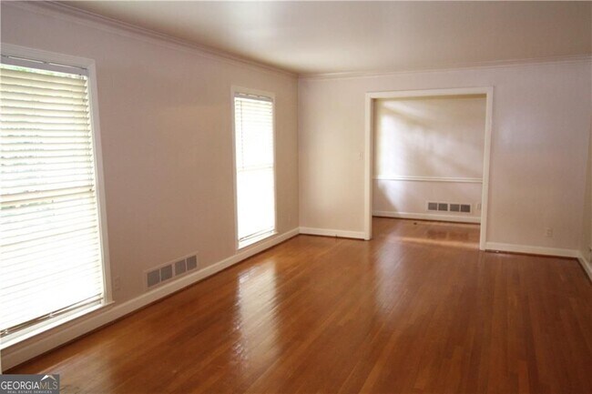 Foto del edificio - 4690 Huntley Dr NE
