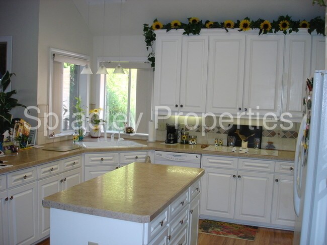 Building Photo - 4508 Sunflower Ln
