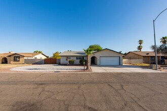 Building Photo - 3477 E Cuadrilla Ln