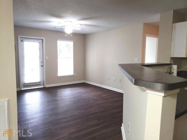 Building Photo - 3101 Primrose Path