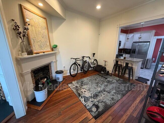 Foto del edificio - 304 E 33rd St