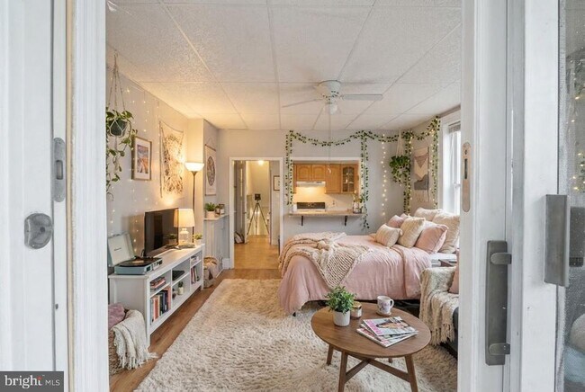 Foto del edificio - 711 Corinthian Ave