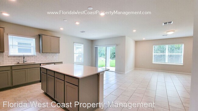 Building Photo - 4 br, 2 bath House - 8419 Reefbay Cv