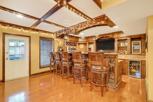 Building Photo - 18 Mariners Bend