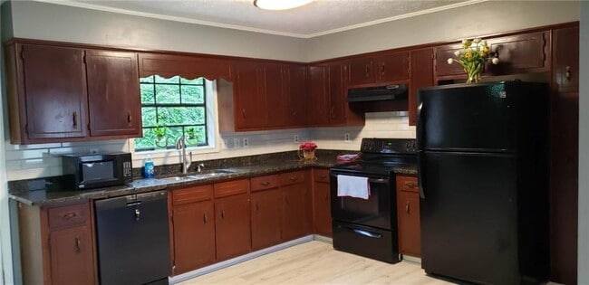 Foto del edificio - 73 Huff Dr