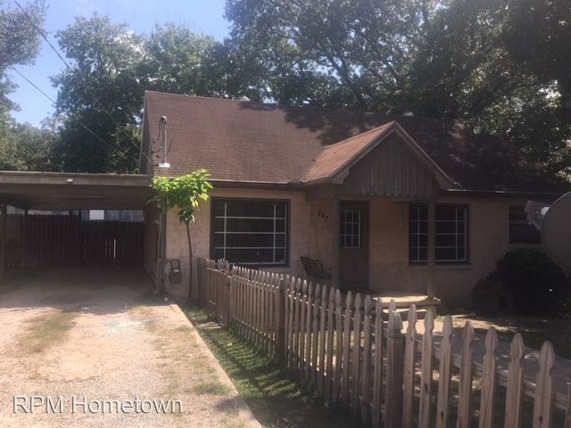 Building Photo - 2 br, 2 bath House - 207 Campbell