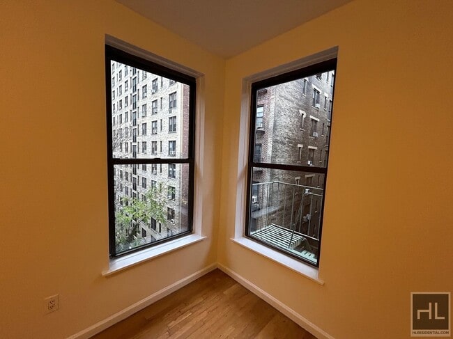 Building Photo - WEST 73 STREET