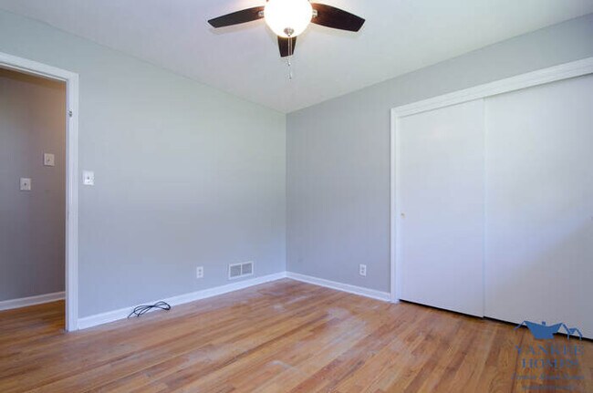 Foto del edificio - 106 Valley Rd NW