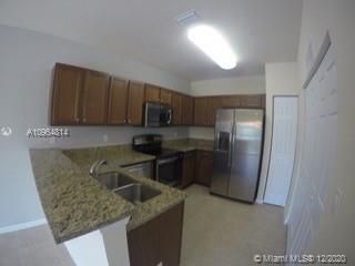 Building Photo - 8760 NW 97th Ave