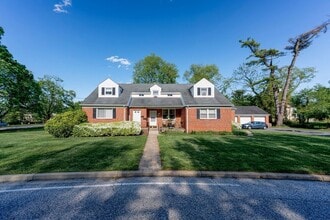 Building Photo - 5511 Pimlico Rd