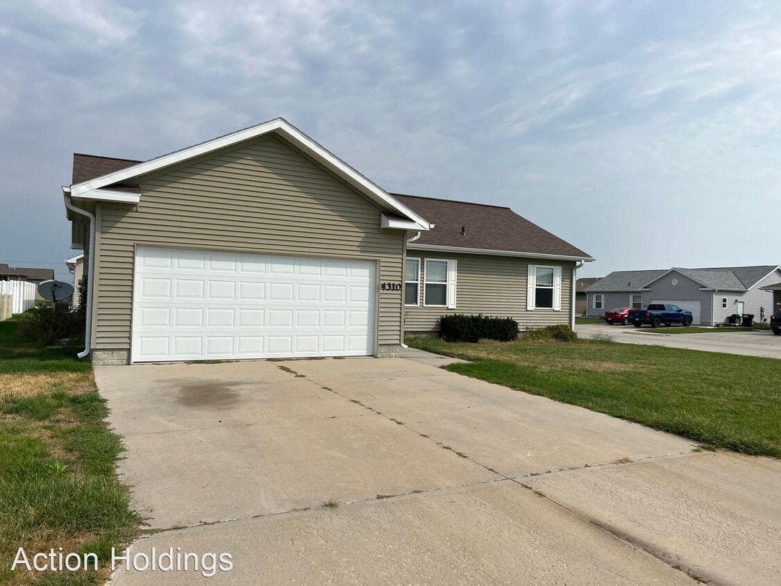Primary Photo - 3 br, 2 bath House - 4310 Lovegrass
